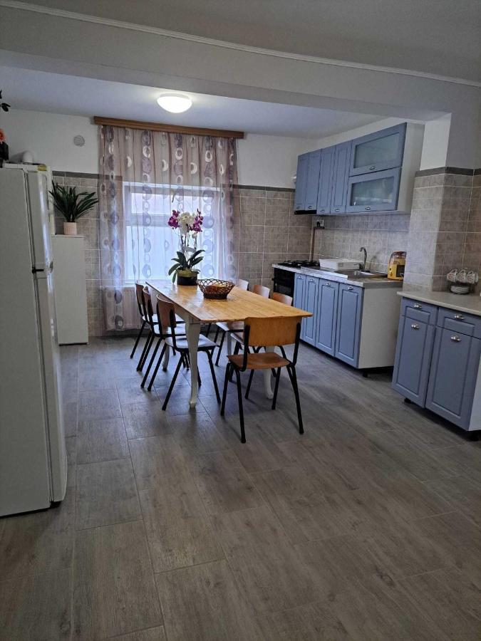 Muzicii 11 - Cozy Seaside Apartments Năvodari Extérieur photo